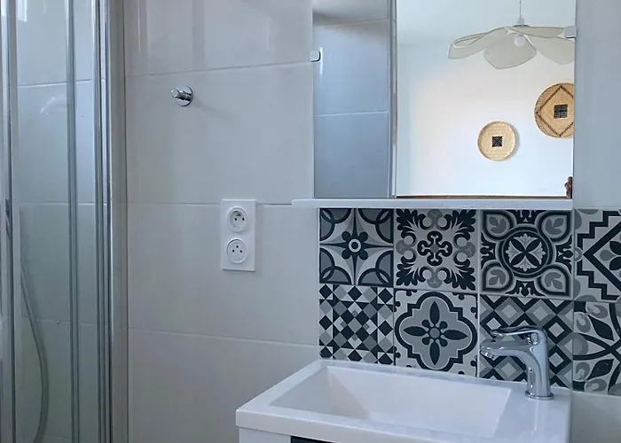 L'écrin - Wifi - Netflix - Climatisation - Parking Gratuit Appartement *